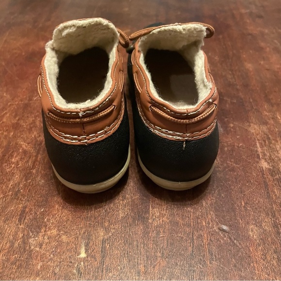 DKSUKO rubber ankle boots slip on black & tan size 7 - Picture 4 of 5